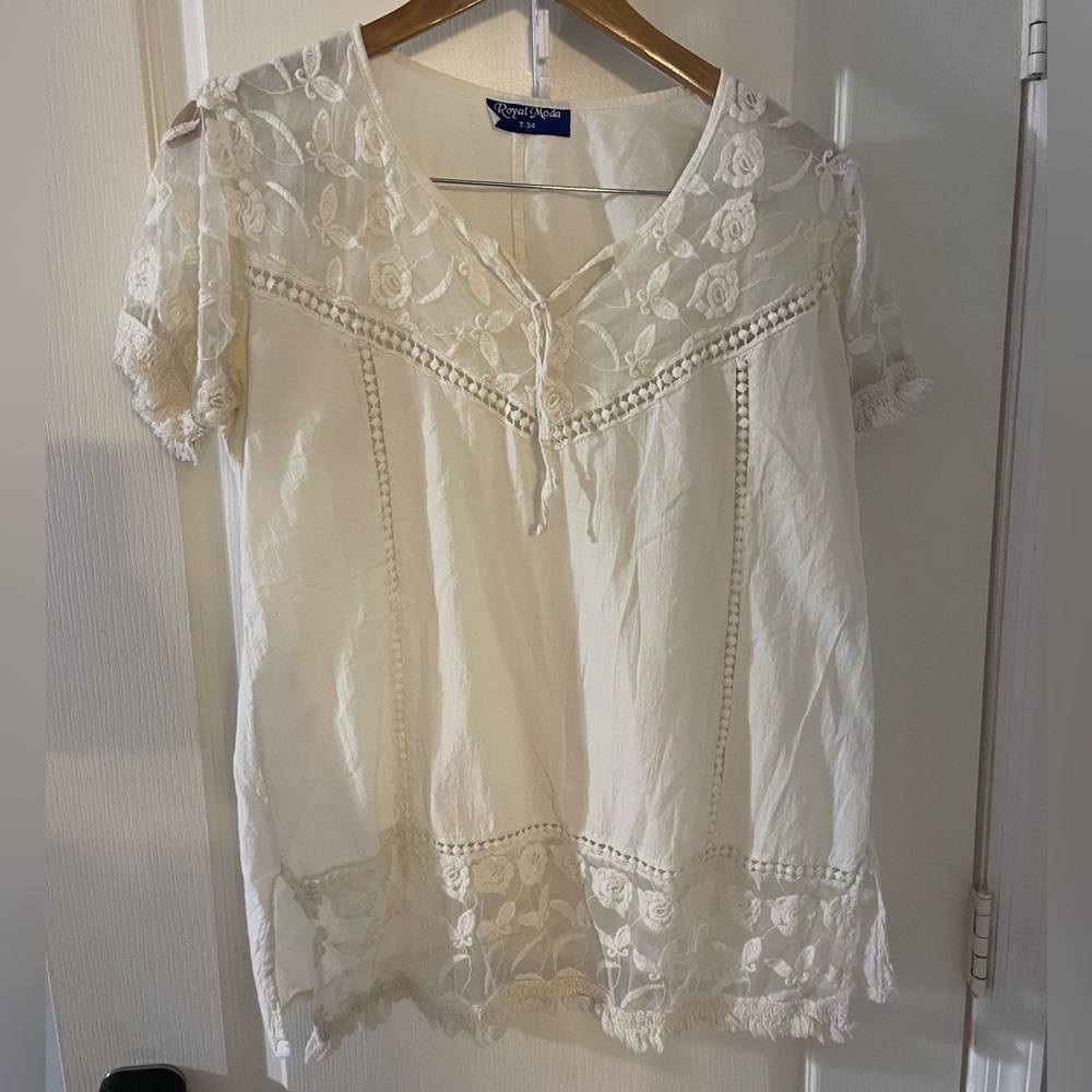 Chic Ivory Lace Blouse
